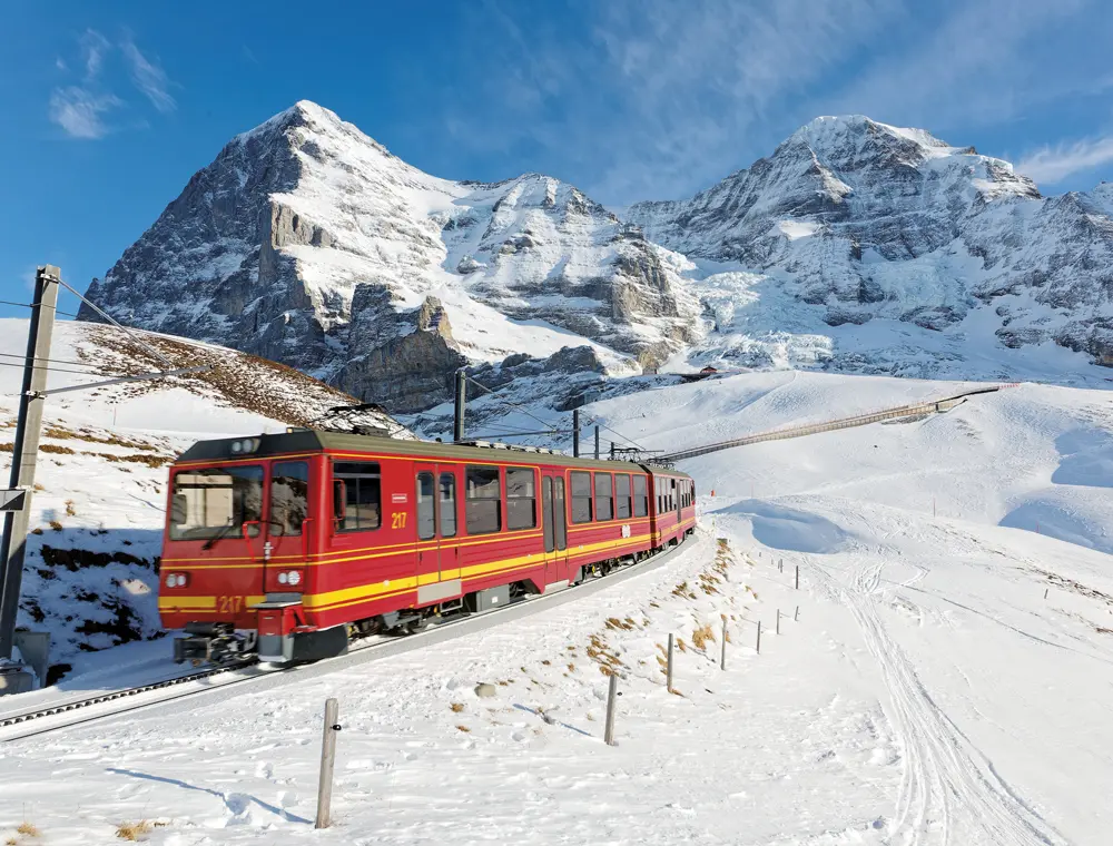 Especial suiza: jungfrau e interlaken, las gloriosas montañas de europa Jungfrau